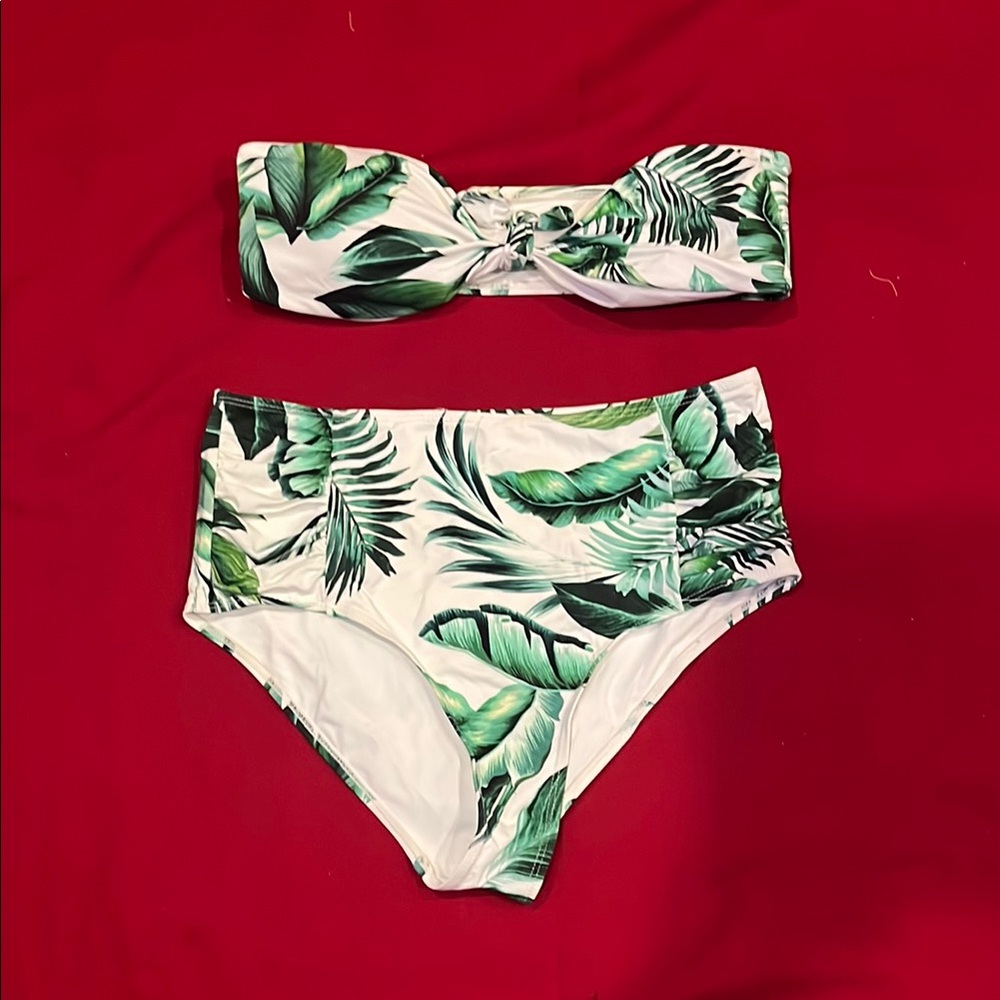 Tini bikini Green Leaf Print Bikini Set